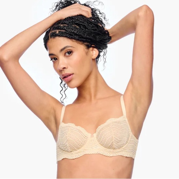 Like New Cotton Lace Bra in Cream - Picture 1 of 7